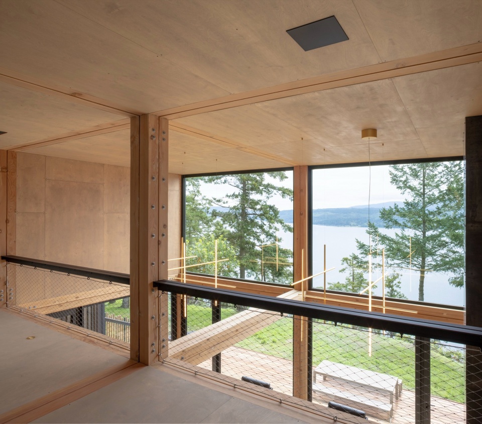 Discovery Bay House by Dekleva Gregoric Architects