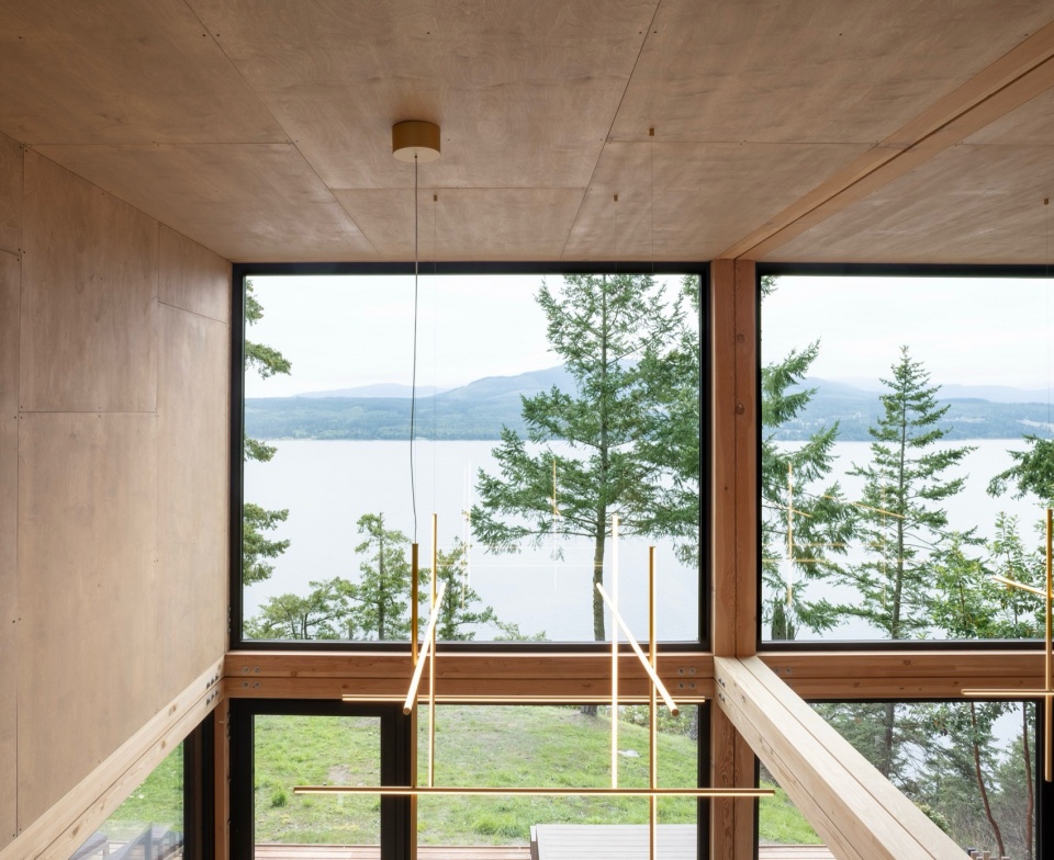 Discovery Bay House by Dekleva Gregoric Architects