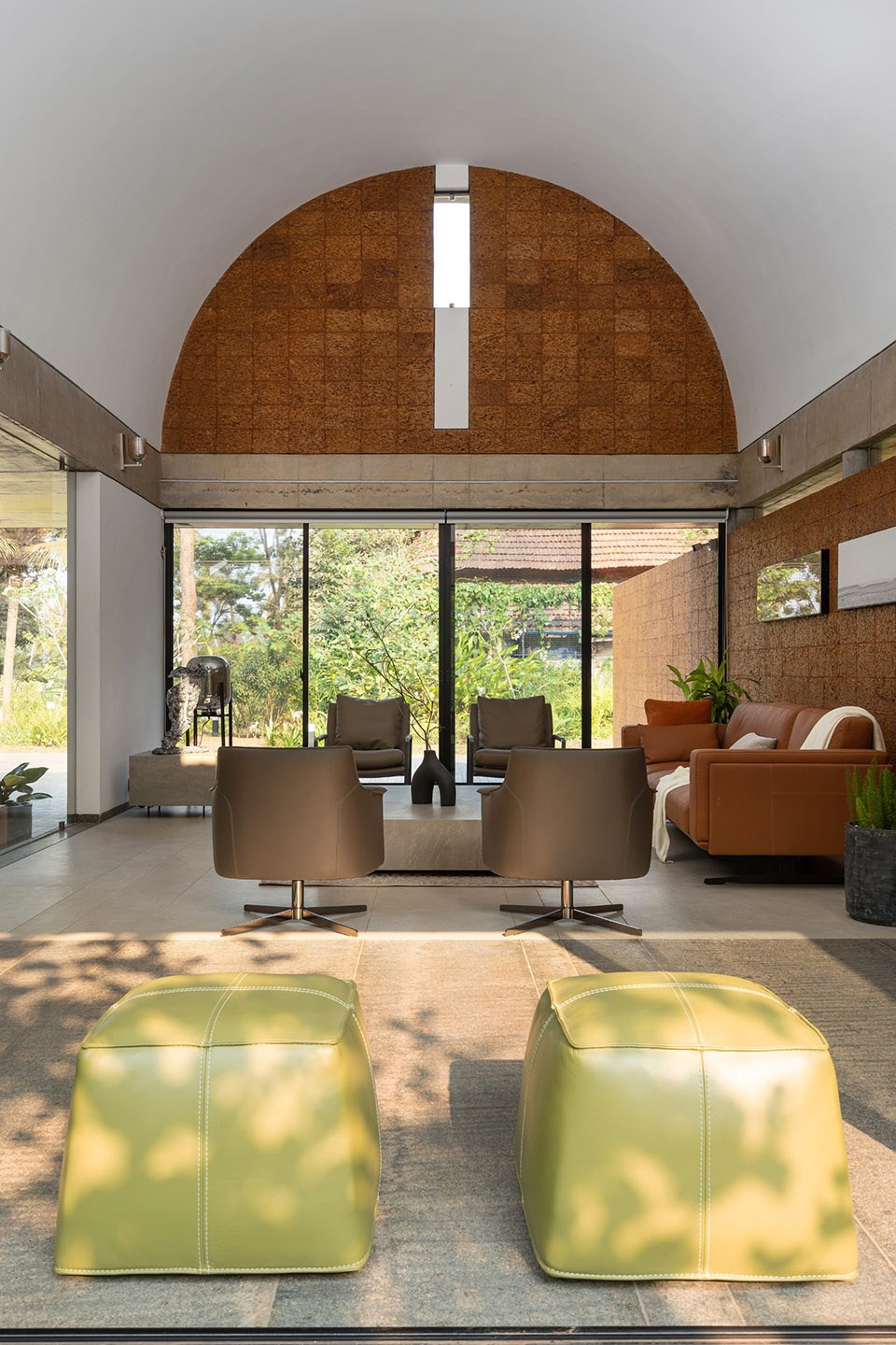 the stoic wall residence by lijo reny architects
