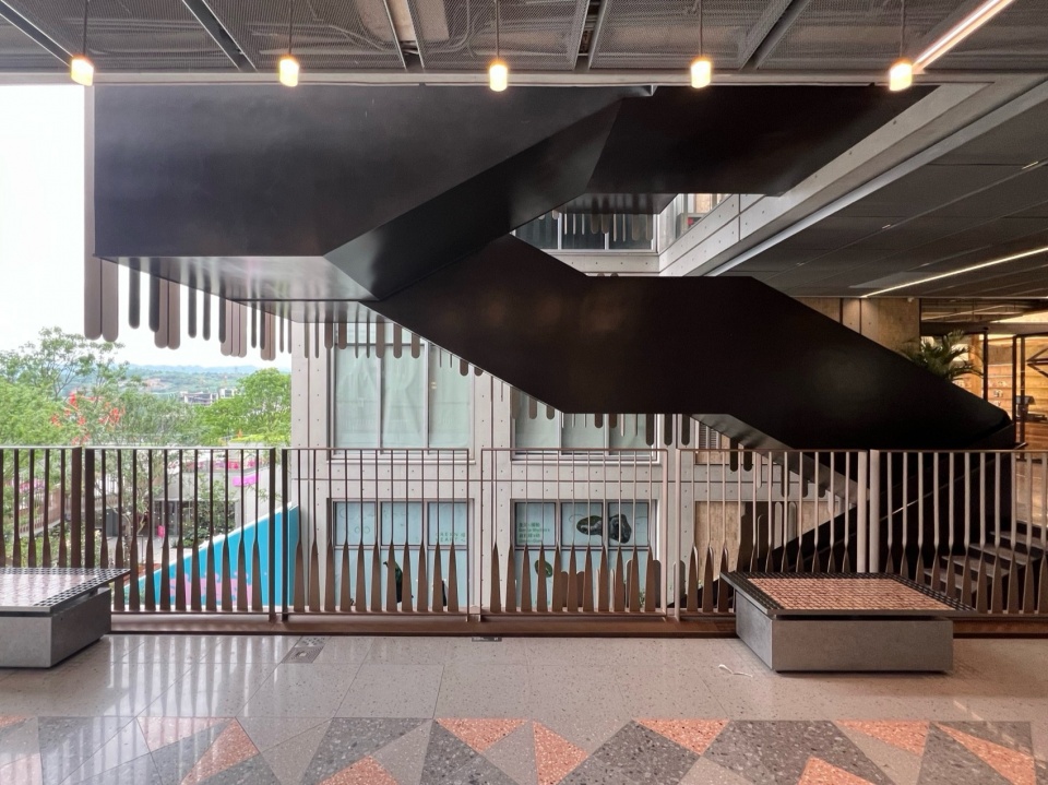 Green Heart Commercial Complex A4X Art Center by E Plus Design