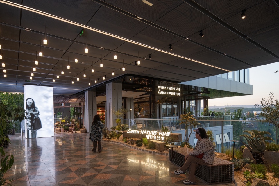Green Heart Commercial Complex A4X Art Center by E Plus Design