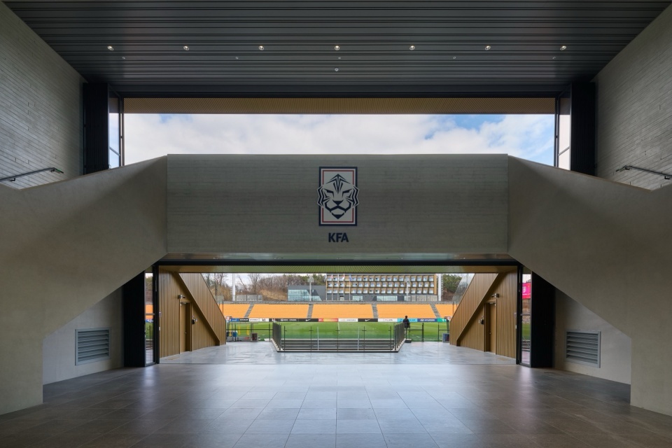 KOREAN FOOTBALL PARK by UNS