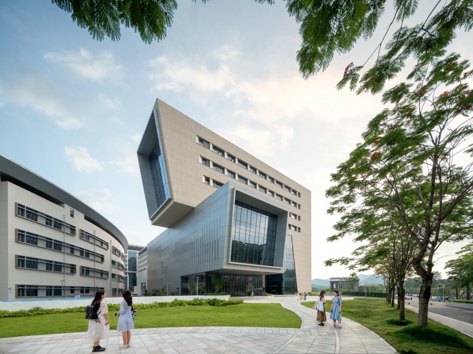 Science and Engineering Building Complex at Beijing Normal University Zhuhai Campus
