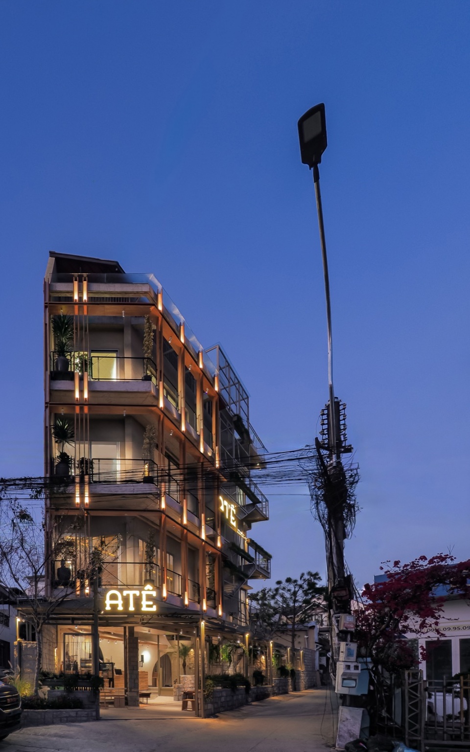 ate signature cafe by xuong xep