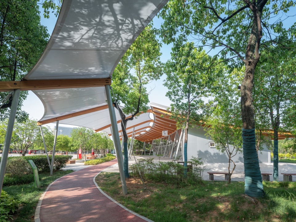 TBB Public Space Practice at Hundred Flowers Park Xinyang by Atelier Liu Yuyang Architects