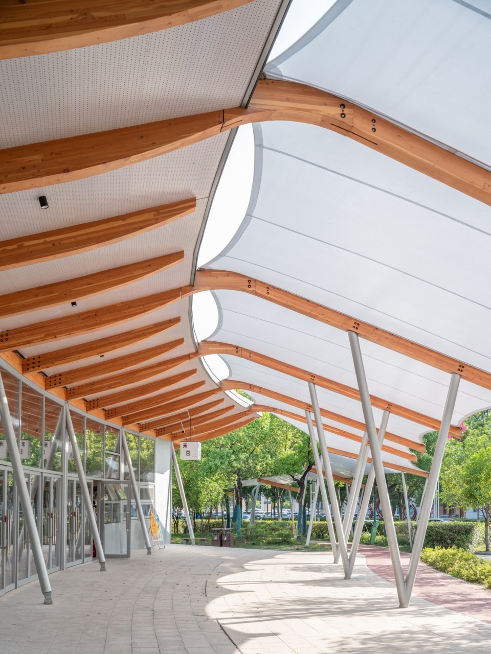 TBB Public Space Practice at Hundred Flowers Park Xinyang by Atelier Liu Yuyang Architects