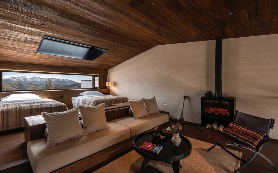 Daye Songshan Homestay by Shulin Architecture Design Studio