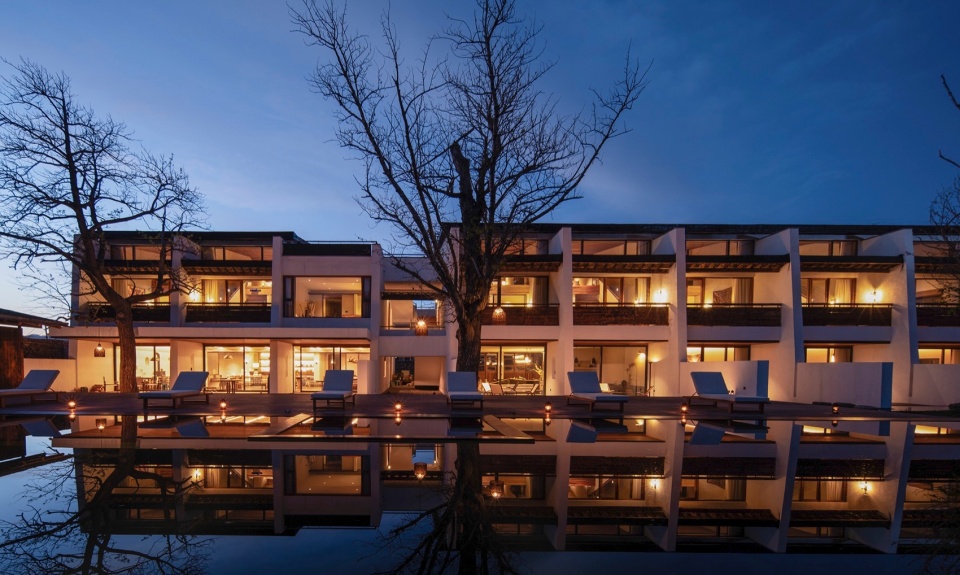 Daye Songshan Homestay by Shulin Architecture Design Studio