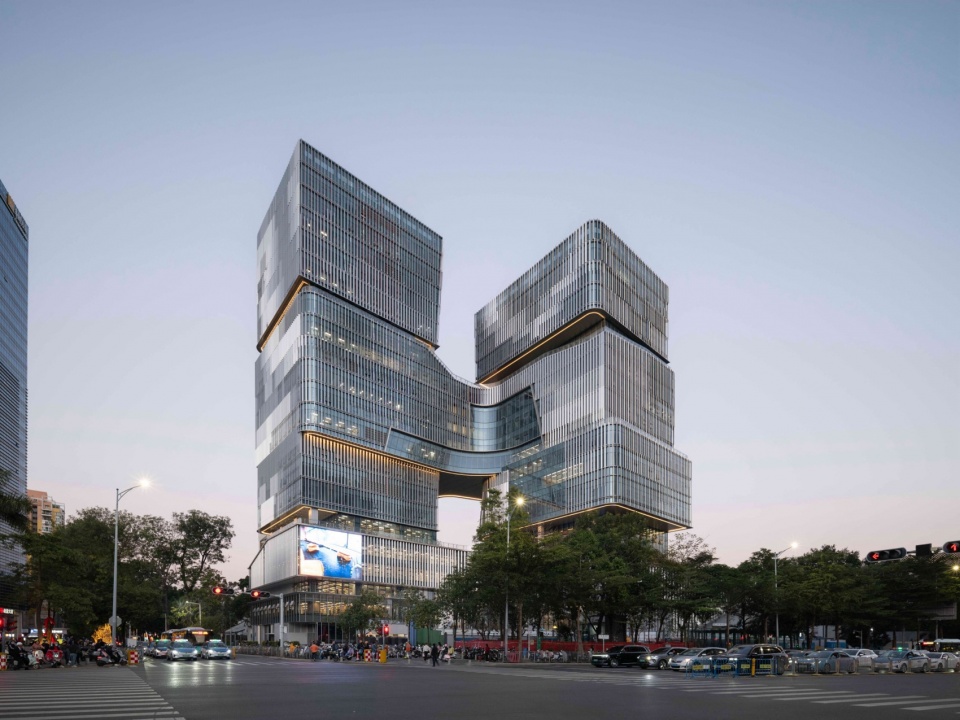 Luohu Library and Youth Activity Center by HHD Shenzhen Huahui Design iDEA