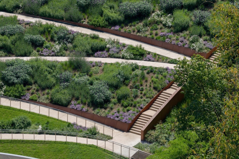 Green Heart Park Commercial Destination at Lux River Sanctuary Chongqing by Z T STUDIO