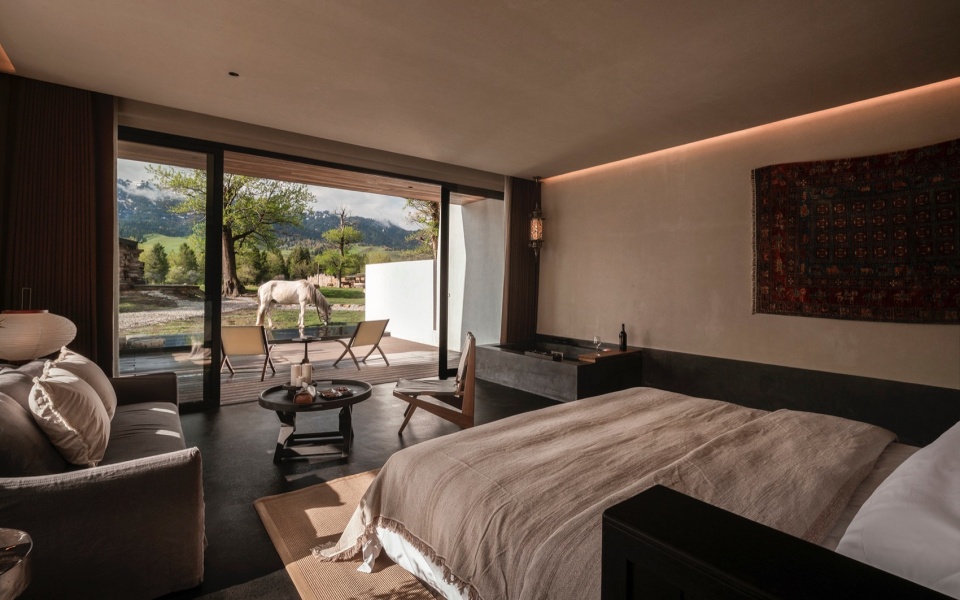 Daye Songshan Homestay by Shulin Architecture Design Studio