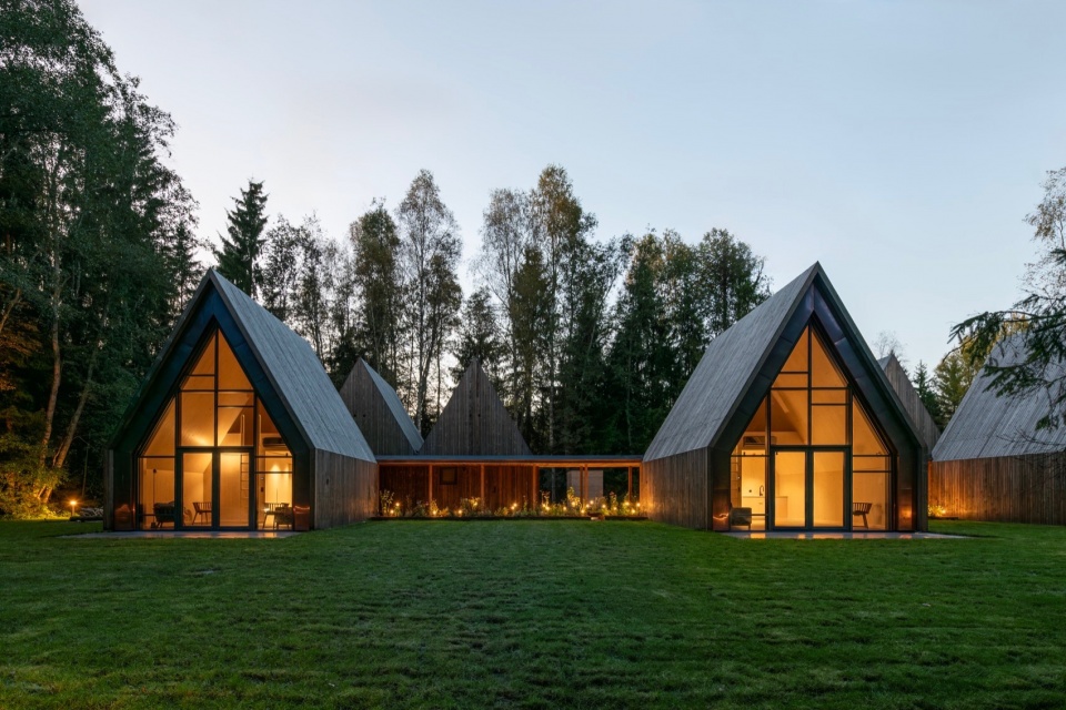 SANCTUM Nature Therapy Retreat by arches sfx