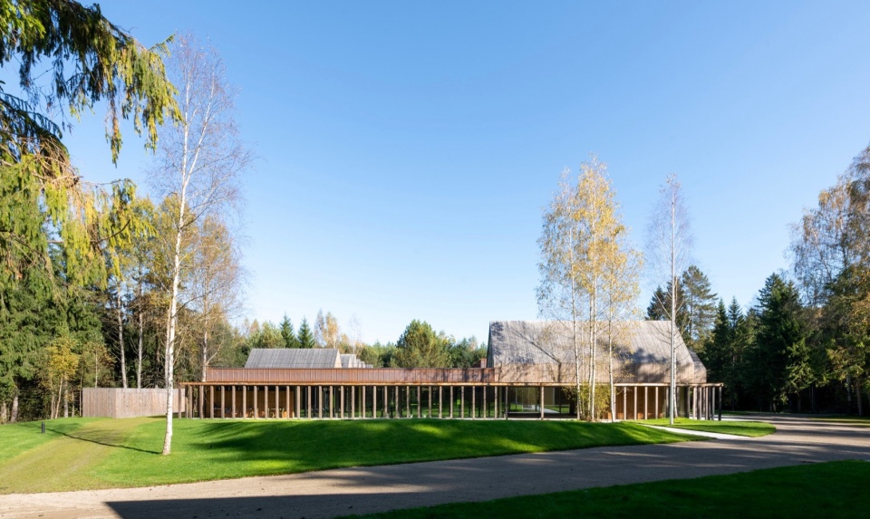 SANCTUM Nature Therapy Retreat by arches l3e